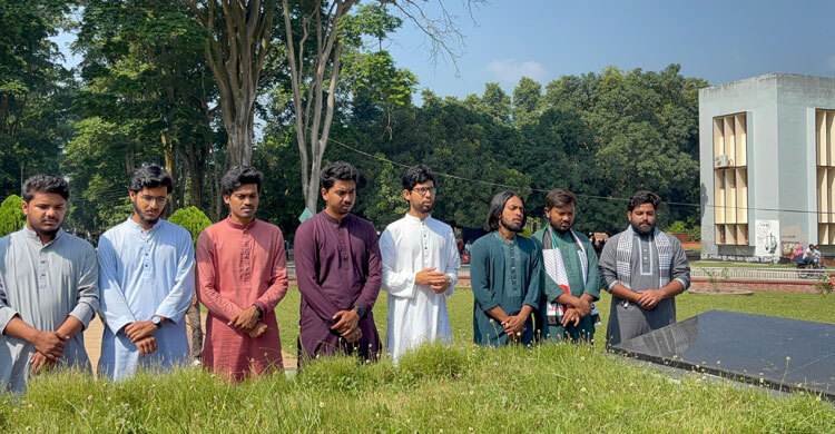 ড. শামসুজ্জোহার কবর জিয়ারতের মাধ্যমে রাকসুর কার্যক্রম শুরু