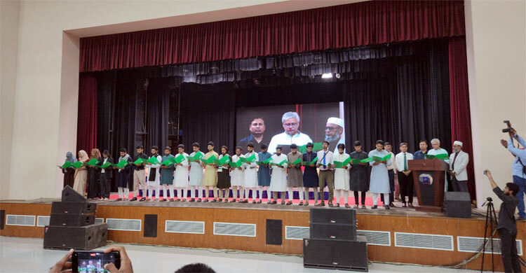 শপথ নিলেন রাকসুর নির্বাচিত প্রতিনিধিরা