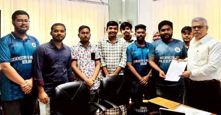 রাবির সিনেট কার্যকর করতে প্রশাসনকে স্মারকলিপি