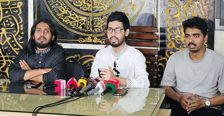 ছাত্রলীগের প্রতি মায়াকান্না দেখানো সাংবাদিকদের বিরুদ্ধে ব্যবস্থা নেব