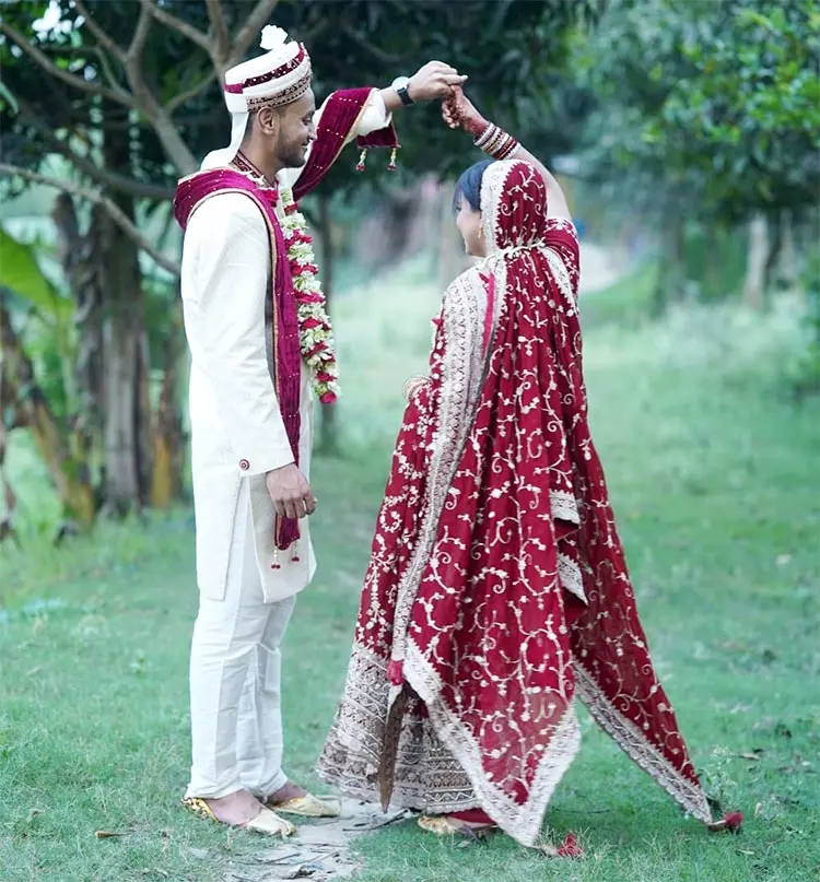 রাকসুর ভোট চাইতে গিয়ে মন দেওয়া-নেওয়া: অতঃপর জীবনসঙ্গী দুই শিক্ষার্থী