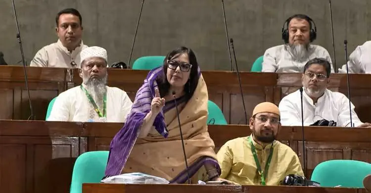 Rumeen seeks action against MP Hamza in parliament