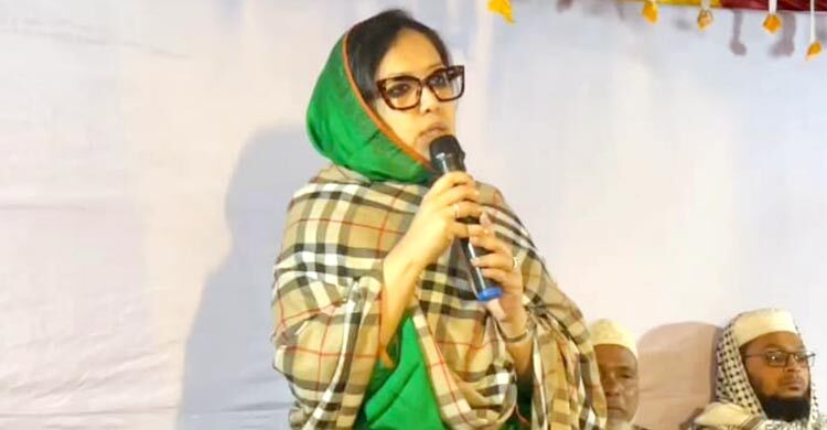 এখন তোমার সব হয়েছে পর হয়েছি আমি: রুমিন ফারহানা