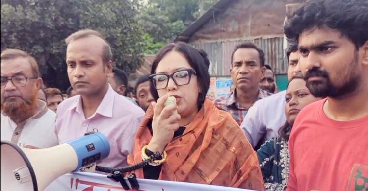 কারা দেশকে মৌলবাদের ভূমি বানাতে চায়: রুমিন ফারহানা