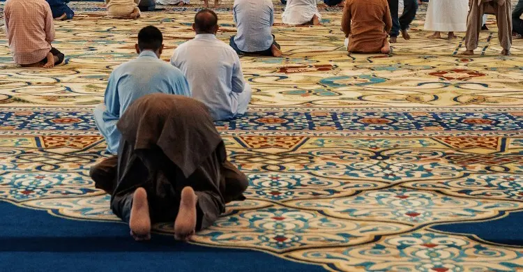 নফল নামাজ জামাতে পড়া যাবে?