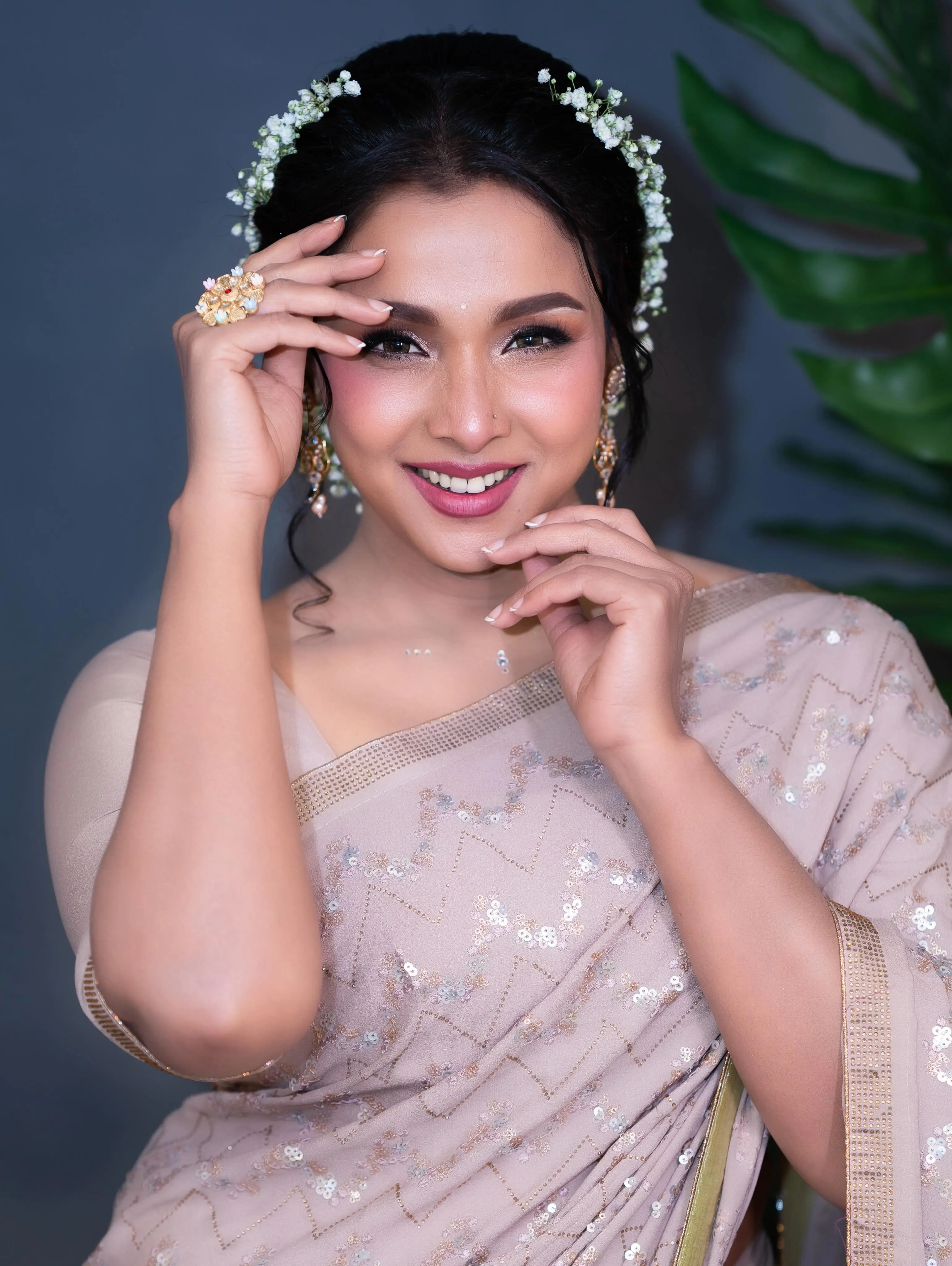  অভিনেত্রী, রুনা খান, ফেসবুক, বাইফা অ্যাওয়ার্ডস নাইট, শাড়ি, অপরূপ রুনা খান, ফ্যাশন, তারকা, স্টাইল,