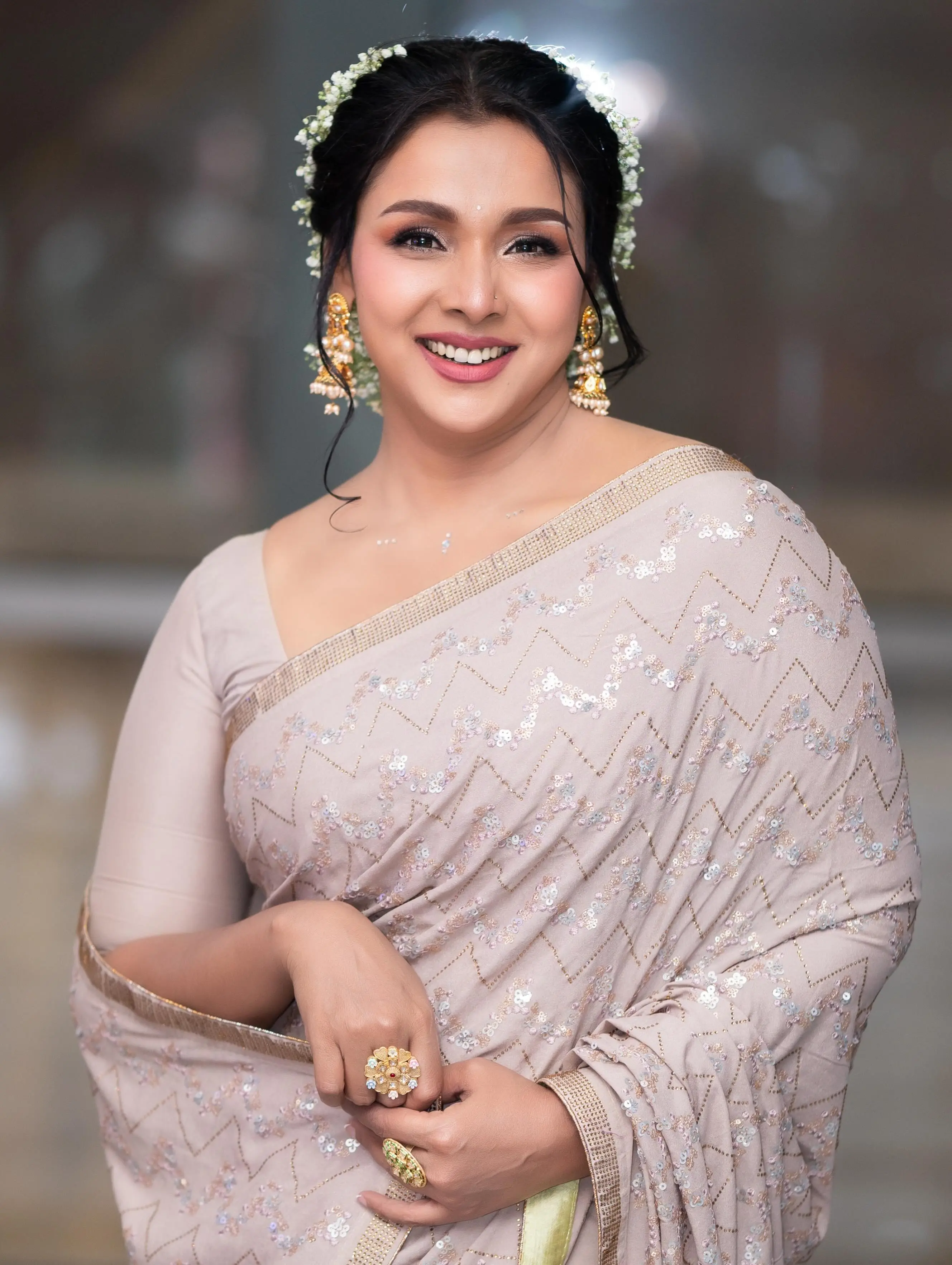  অভিনেত্রী, রুনা খান, ফেসবুক, বাইফা অ্যাওয়ার্ডস নাইট, শাড়ি, অপরূপ রুনা খান, ফ্যাশন, তারকা, স্টাইল,