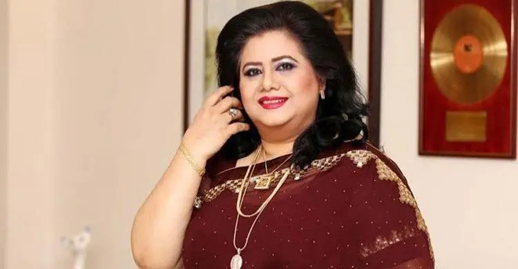মৃত্যুর গুজবে ক্ষুব্ধ রুনা লায়লা, বললেন ‘আমি সম্পূর্ণ সুস্থ’
