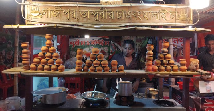 সন্ধ্যা হলেই যেখানে বাতাসে ভাসে হাঁস ভুনার সুবাস