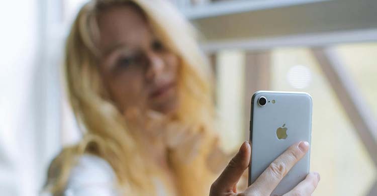 রাশিয়ায় বিদেশি অ্যাপ ব্যবহারে কড়াকড়ি, বন্ধ স্ন্যাপচ্যাট ও ফেসটাইম