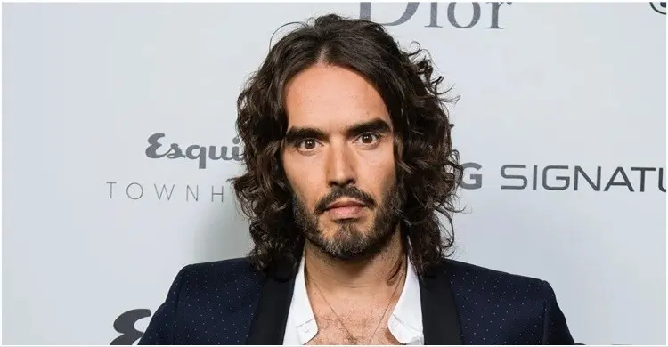 ১৬ বছরের কিশোরীর সঙ্গে সম্পর্ক, গুপ্ত খবর প্রকাশ করলেন অভিনেতা রাসেল