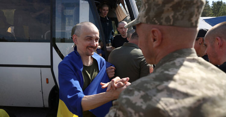 Russia, Ukraine swap 206 prisoners of war in UAE-brokered deal