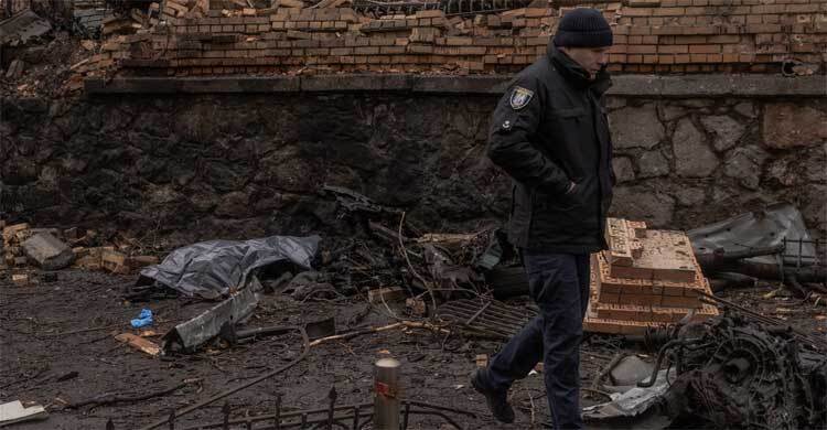 সংঘাতের মধ্যেই ইউক্রেনে বৃষ্টি-বন্যায় নিহত ৯