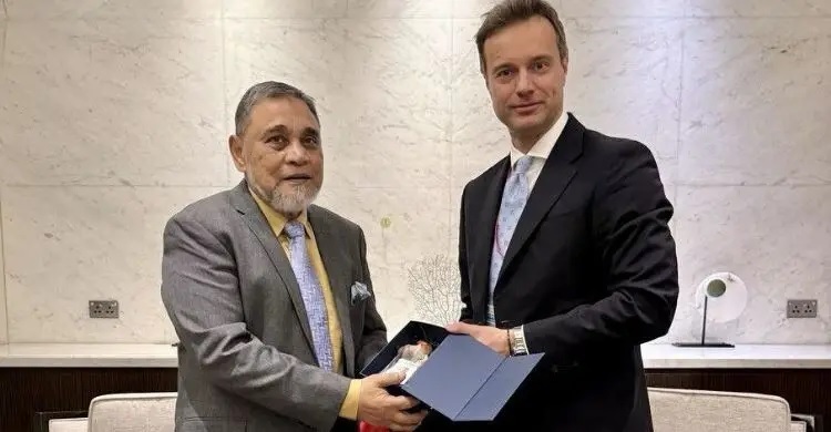 Russian observers call Bangladesh polls peaceful