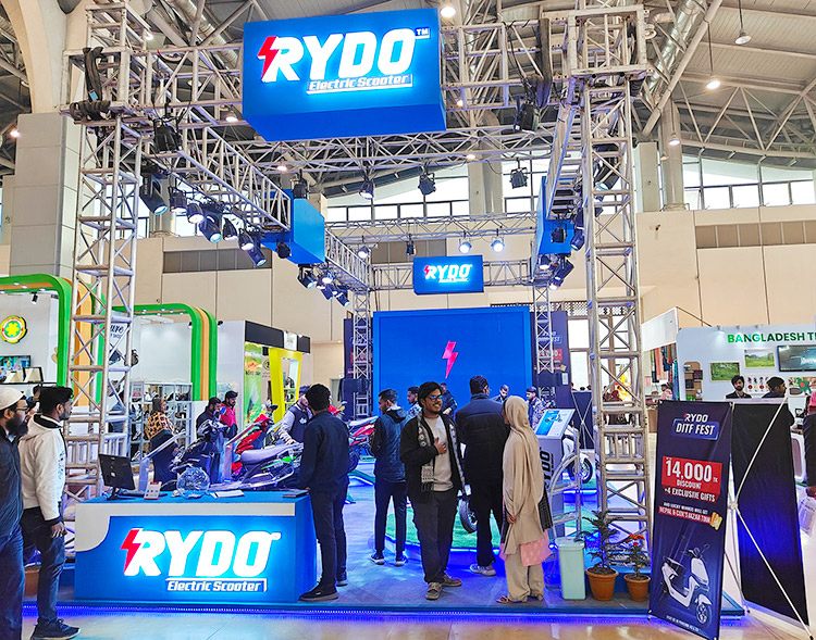 সাশ্রয়ী মূল্যে ইলেকট্রিক স্কুটার নিয়ে বাণিজ্য মেলায় ‘রাইডো’