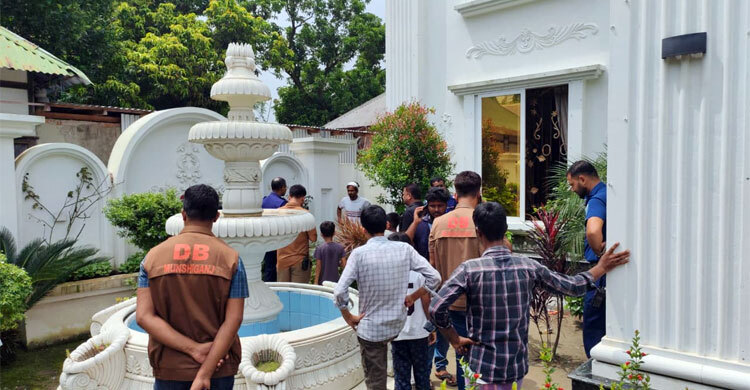 মুন্সিগঞ্জে দুই ভাইকে কুপিয়ে স্বর্ণালংকার ও নগদ টাকা লুট