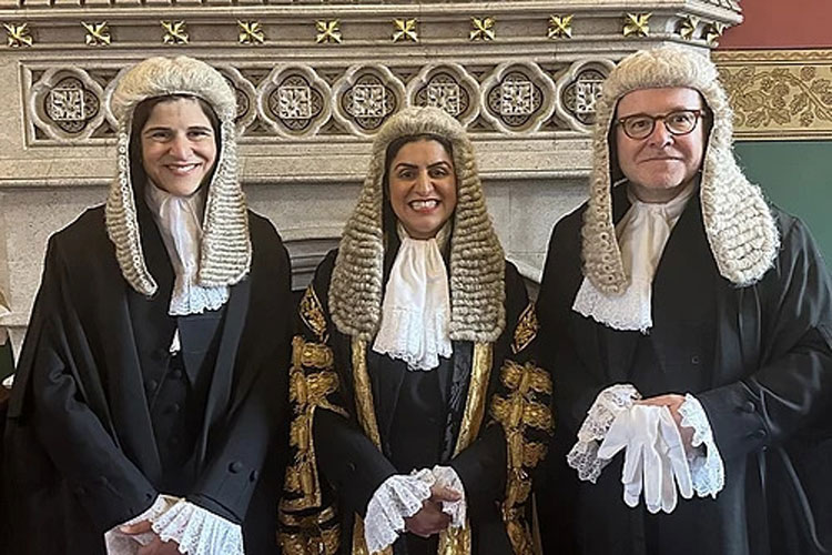 প্রথম মুসলিম নারী স্বরাষ্ট্রমন্ত্রী শাবানা মাহমুদের পথচলা শুরু