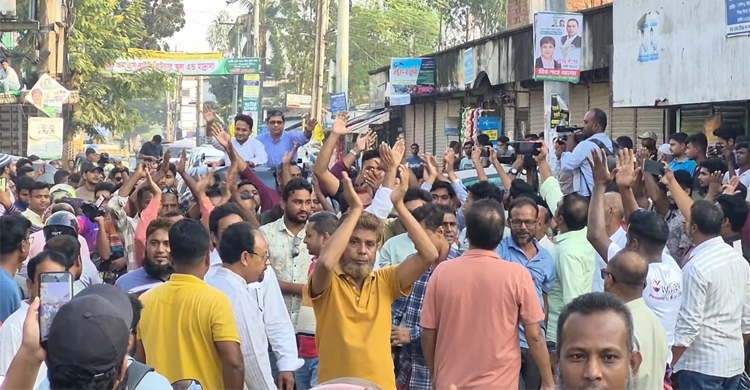 আ’লীগ ও স্বৈরাচার হাসিনার বিচার দেশের মানুষ করবে: মীর স্নিগ্ধ