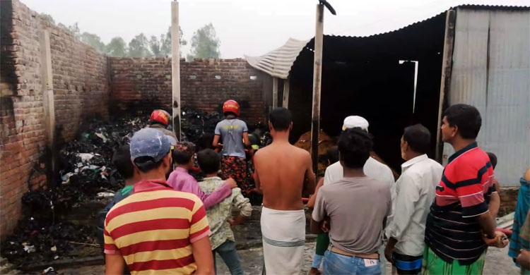 প্রথমে উড়ো চিঠি, পরে পুড়িয়ে দেওয়া হলো রাইস মিল