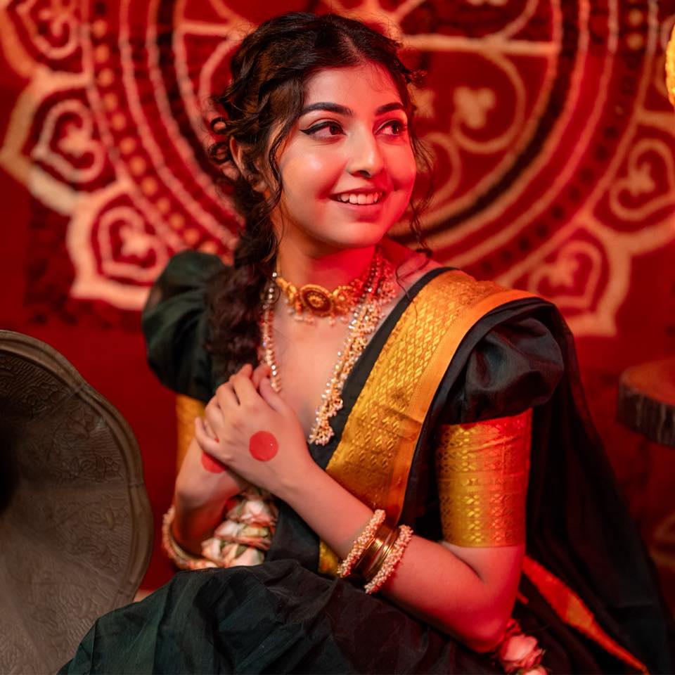 যেমন ছিল তারকাদের ঈদ লুক