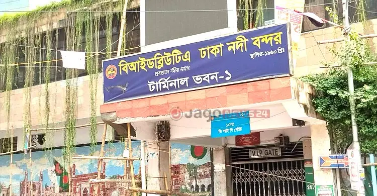 সদরঘাটে ঈদযাত্রার প্রস্তুতি শুরু, ২৪ মে থেকে বাড়বে যাত্রীর চাপ