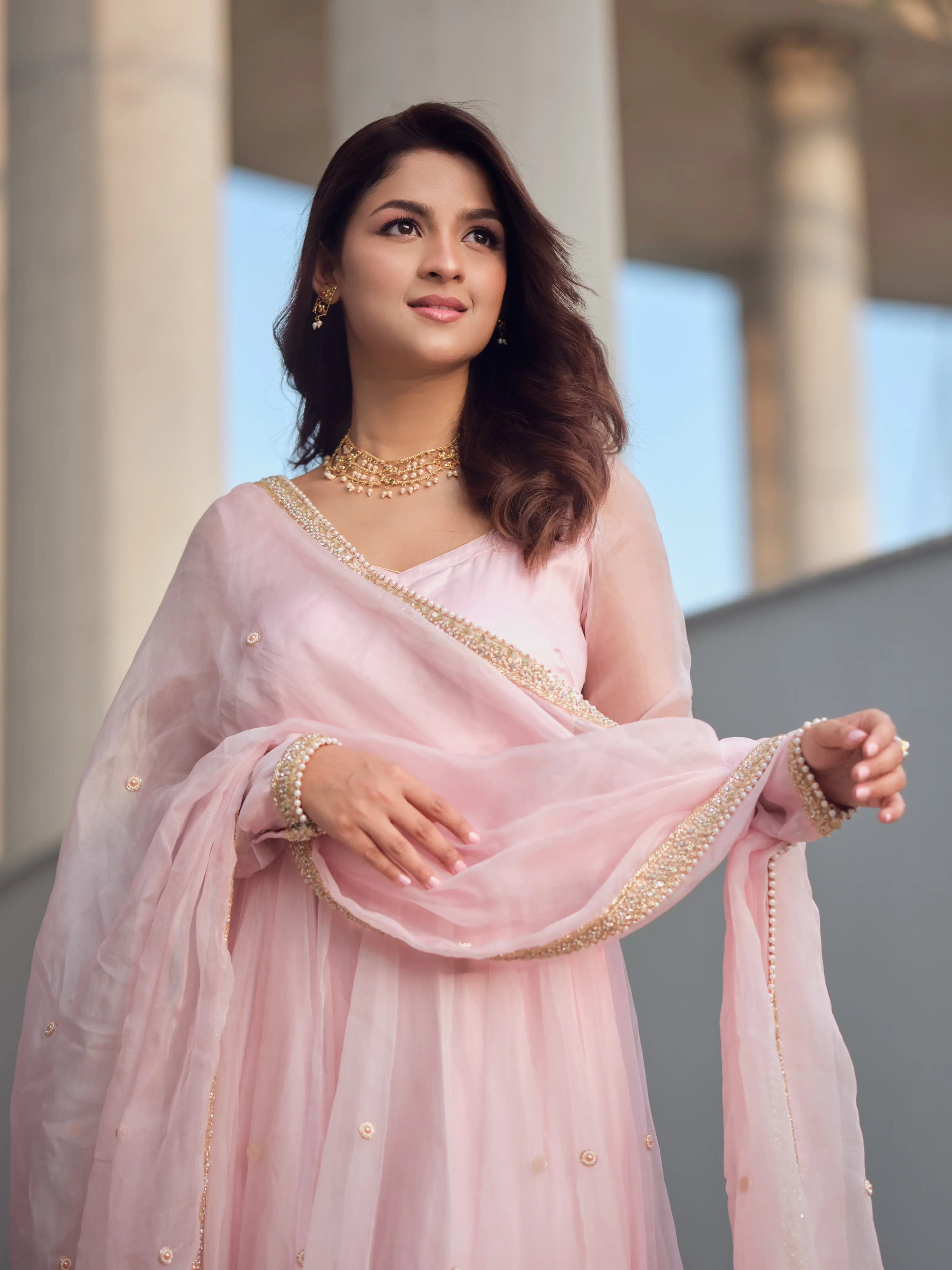 আনারকলির স্নিগ্ধতায় মুগ্ধতা ছড়ালেন সাদিয়া