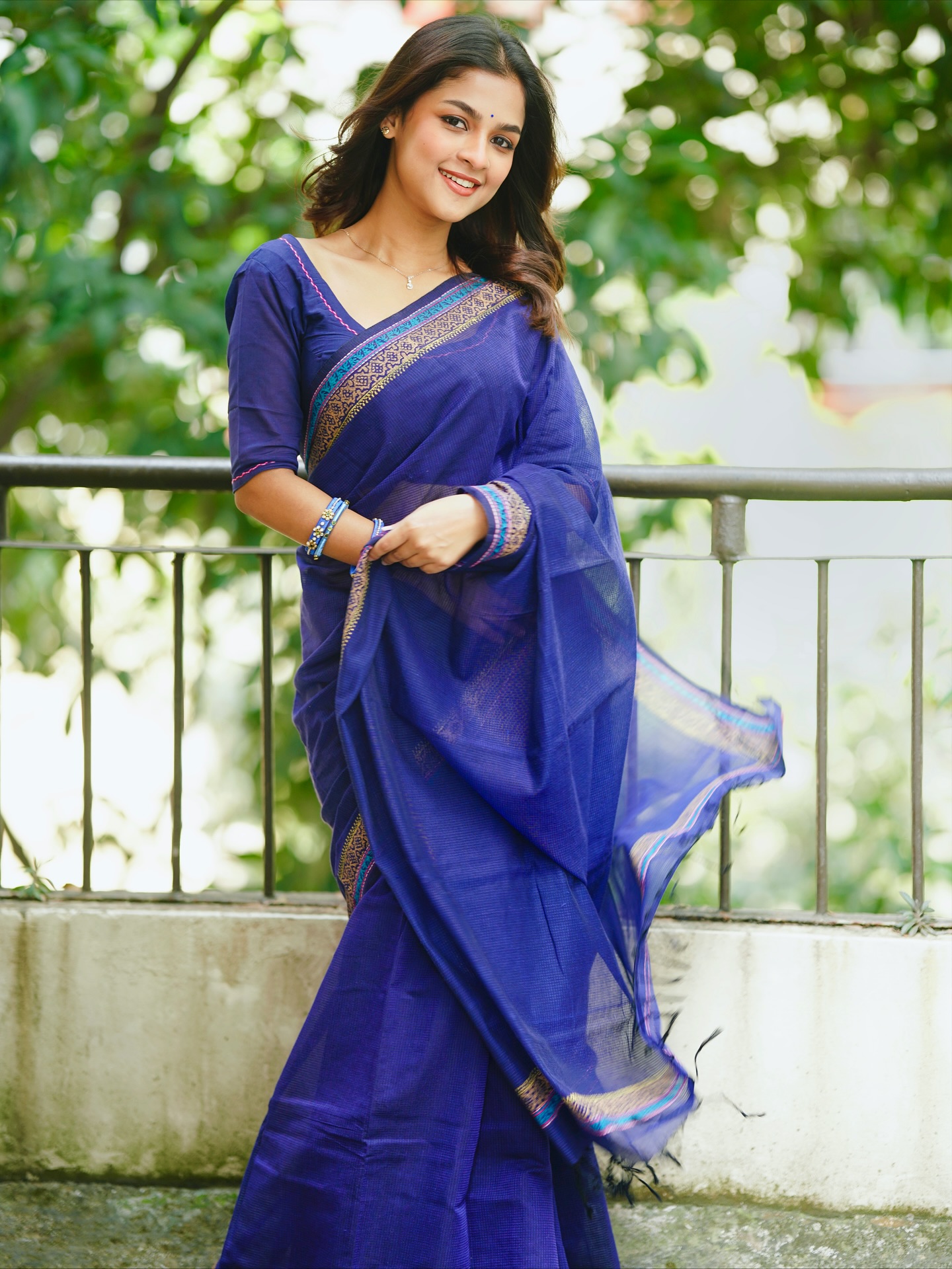 ছোট পর্দার জনপ্রিয় মুখ সাদিয়া আয়মান