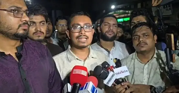 অবাক হচ্ছি, বাংলাদেশে নিরাপত্তা কোথায়: ভিপি সাদিক কায়েম