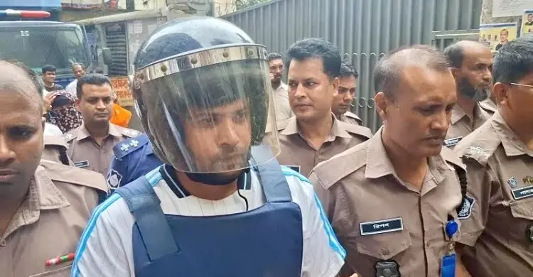 গাড়ি পোড়ানোর মামলায় মেজর সাদিককে গ্রেফতার দেখানোর আবেদন নাকচ