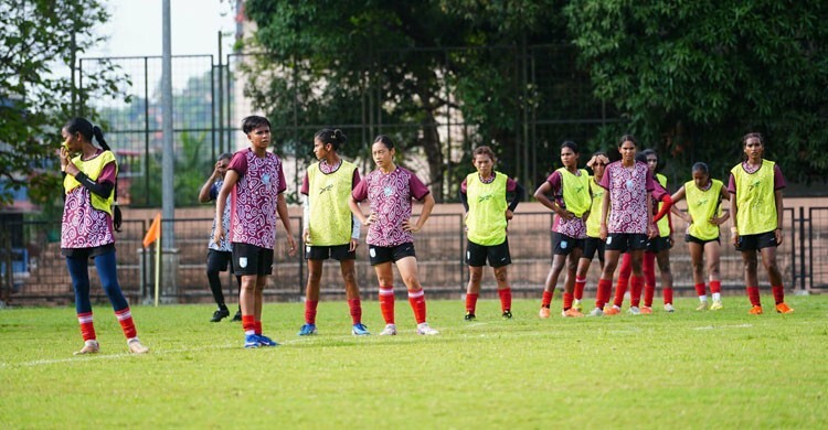 গ্রুপসেরা হওয়ার লড়াইয়ে রাতে মুখোমুখি বাংলাদেশ-ভারত