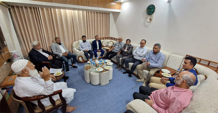 জামায়াত আমিরের সঙ্গে শিল্পমালিক প্রতিনিধিদের সৌজন্য সাক্ষাৎ