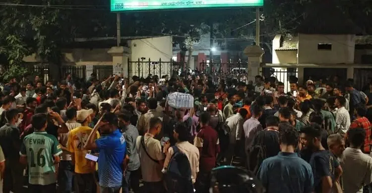 ঢাবিতে সাংবাদিকদের ওপর হামলার ঘটনায় ইসলামী ছাত্র আন্দোলনের নিন্দা