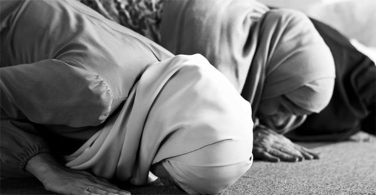 নামাজে সাহু সিজদার নিয়ম