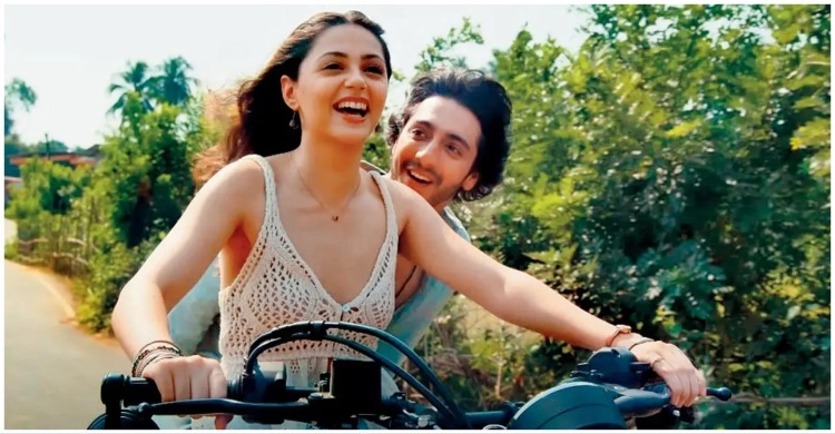 বাস্তব জীবনেও প্রেমে জড়ালেন সাইয়ারা জুটি