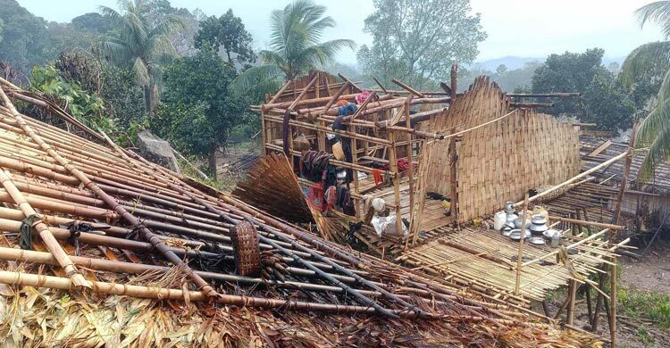 সাজেকে কালবৈশাখীর তাণ্ডব, খোলা আকাশের নিচে ২৪ পরিবার