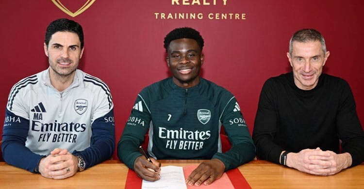 নতুন চুক্তি সই, ২০৩০ পর্যন্ত আর্সেনালেই বুকায়ো সাকা