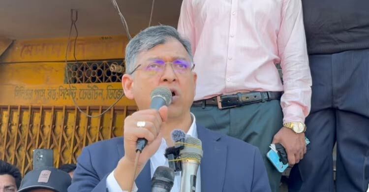 ফ্যাসিস্ট শেখ হাসিনা গণতন্ত্রের বিনাশকারী: সালাহউদ্দিন আহমদ