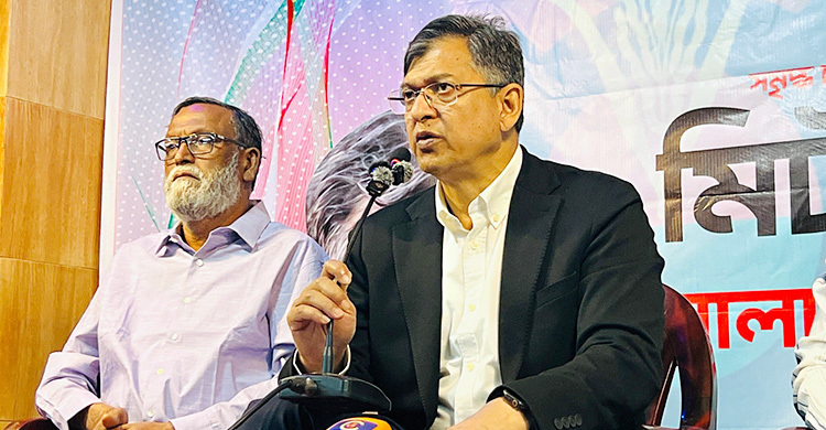 বিএনপি গণমাধ্যমের পূর্ণ স্বাধীনতা নিশ্চিত করবে: সালাহউদ্দিন আহমদ