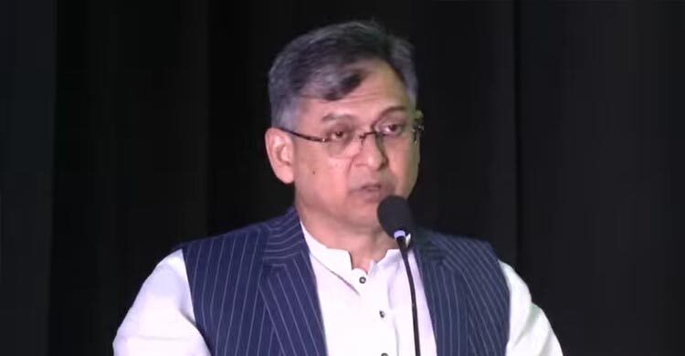 ‘আ’লীগ কর্মীরা এক জায়গায় বলে জয়, দেড় মাইল দূরে গিয়ে বলে বাংলা’