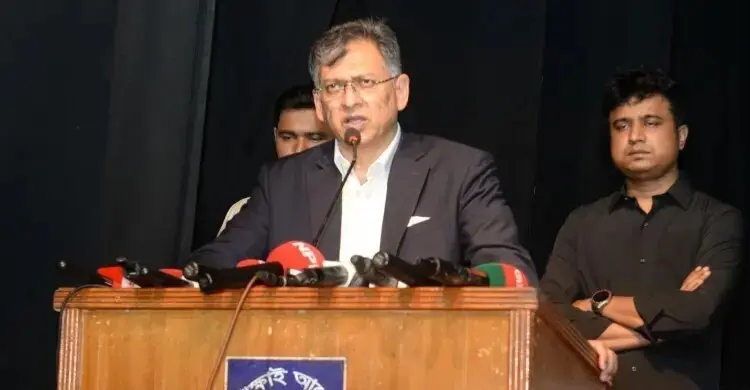 জুলাই আন্দোলনের চেতনা নিয়ে ‘ব্যবসা’ না করার আহ্বান স্বরাষ্ট্রমন্ত্রীর