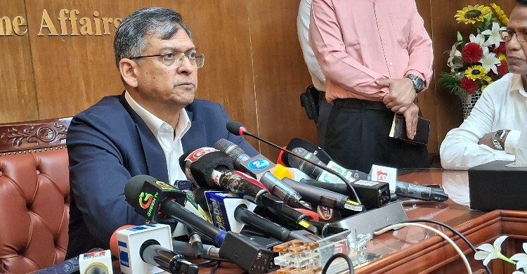 পোস্টমর্টেম ছাড়া মামলায় সুবিধা পায় আসামিপক্ষ: স্বরাষ্ট্রমন্ত্রী