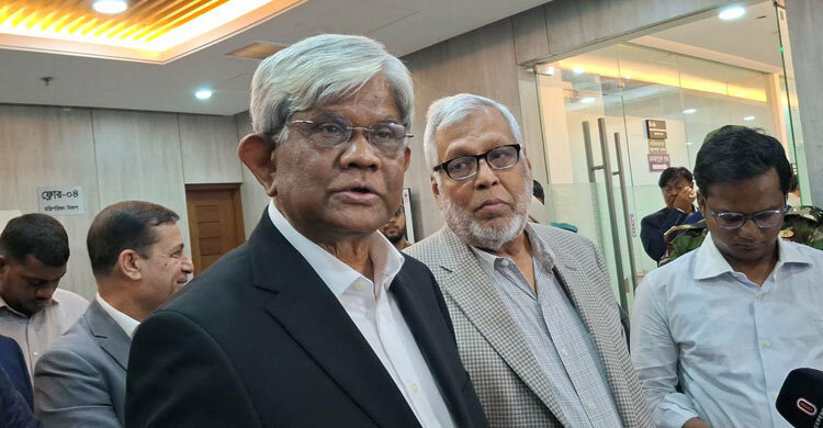 লুকিয়ে রাখা টাকা ব্যাংকে ফেরায় কোটিপতি হিসাবধারীর সংখ্যা বাড়ছে