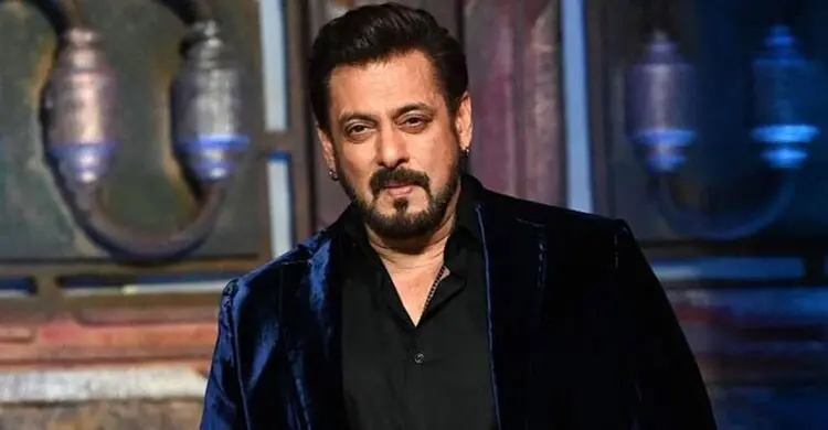 বন্যায় গৃহহারাদের জন্য ৫০০ ঘর বানাচ্ছেন সালমান খান