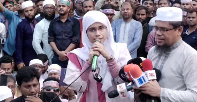 শিক্ষা উপদেষ্টা নিজেকে বড় ভাবেন, হয়তো বড় কিছু কামিয়েছেন: সামান্তা