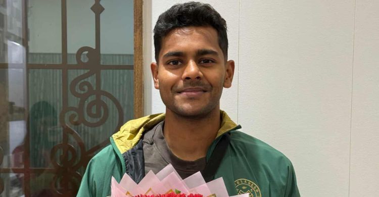 ঢাকায় শামিত, হংকংয়ের বিপক্ষে ভালো করার আশাবাদ