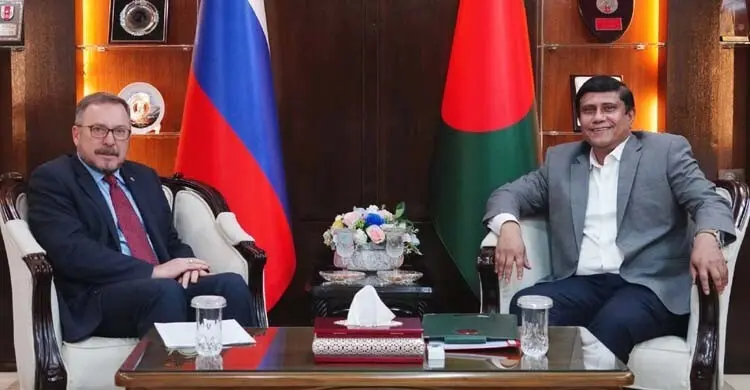 বাংলাদেশ-রাশিয়া সামরিক সম্পর্ক আরও জোরদার করতে চায়