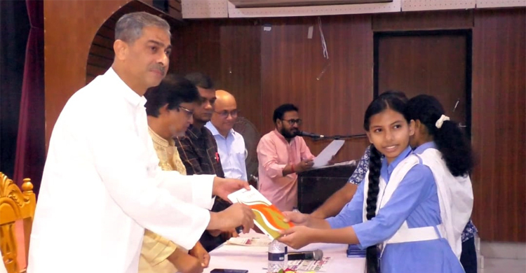 সন্তানদের ক্ষেত্রে অভিভাবকদের পজিটিভ চিন্তা করতে হবে: এ্যানি