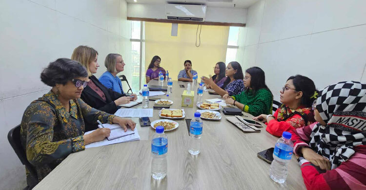 ব্রিটিশ হাইকমিশনারের সঙ্গে এনসিপির নারী নেত্রীদের সাক্ষাৎ