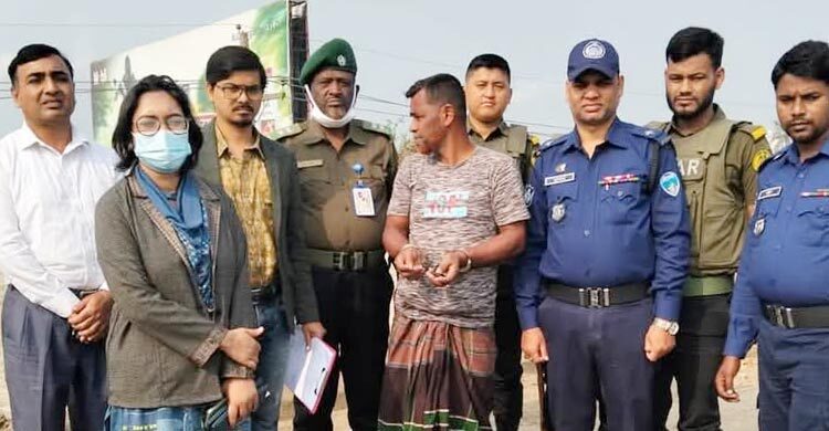 কৃষি জমির মাটি কাটায় যুবদল নেতার লাখ টাকা জরিমানা