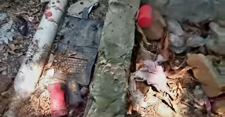 আম কুড়াতে গিয়ে ককটেল বিস্ফোরণ, দুই শিশু আহত